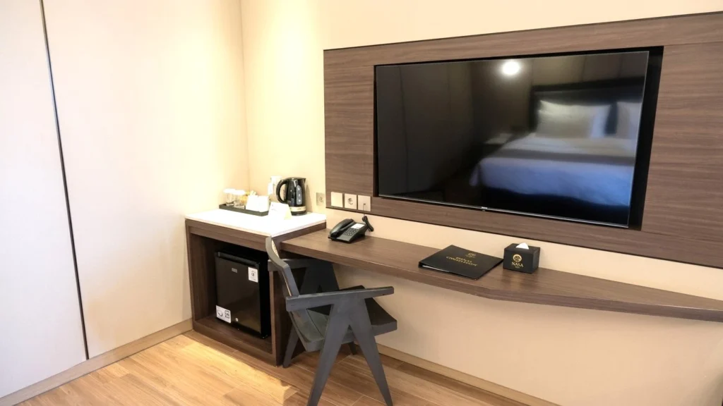 PREMIER ROOM
