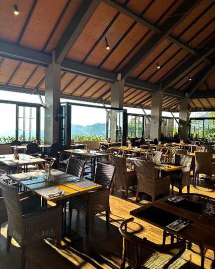 Pine Resto kuliner Tawangmangu